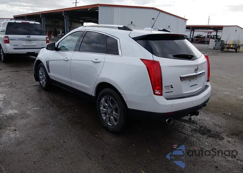 2015 Cadillac Srx Luxury Collection z USA, uszkodzony, nr VIN 3GYFNBE34FS596106